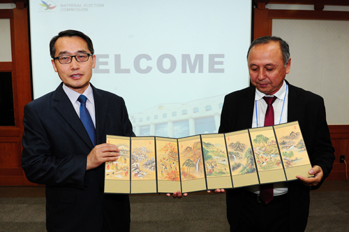 「키르기즈공화국 선거역량강화 PCOS 실무연수단」참가자 중앙위원회 방문