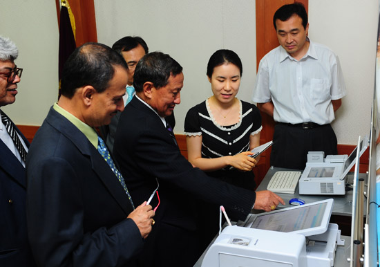 네팔 선거위원회 사례조사단 방문 사진2