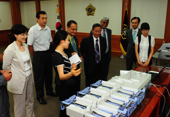 네팔 선거위원회 사례조사단 방문 사진3